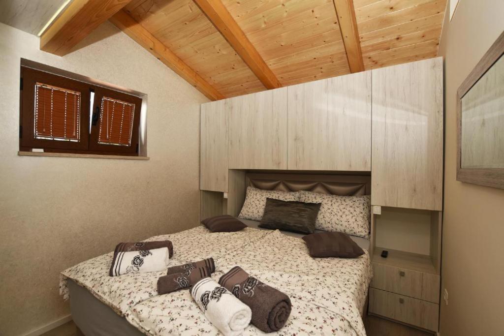 Deluxe Apartment Nono- Anex Building بوريتش المظهر الخارجي الصورة